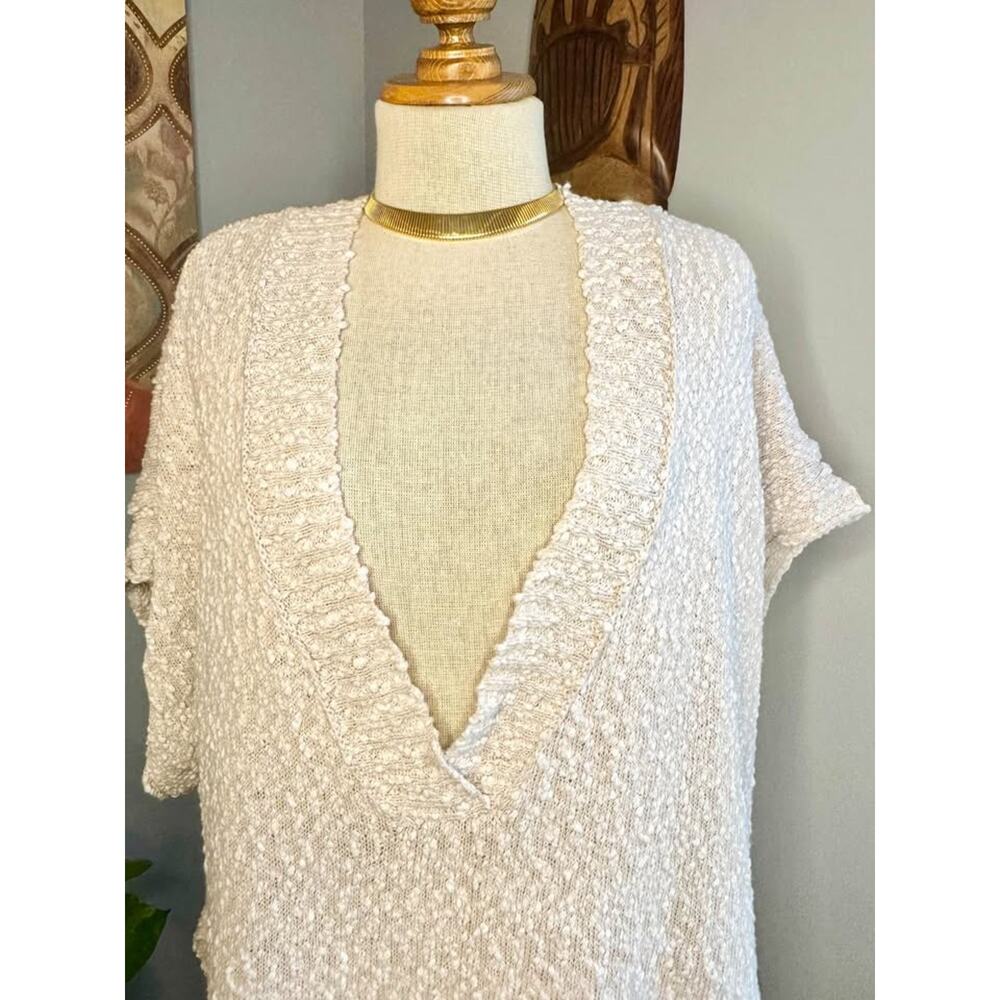 NWOT Pilcro Urban Outfitters Oversized Cream Knit Sweater Vest - Picture 2 of 7